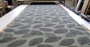 Digital Printing vs. Screen Printing; How Do You Print Your Fabric? 1 silk screen printing
