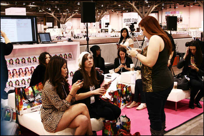 WWD Magic Fashion Bloggers WWD Magic Fashion Bloggers
