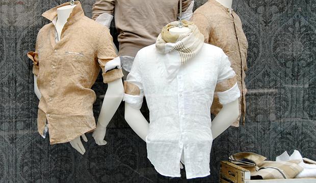 4 Ways a Fashion Designer Can Build a Relationship with a Retailer 1 Build a Relationship with a Retailer