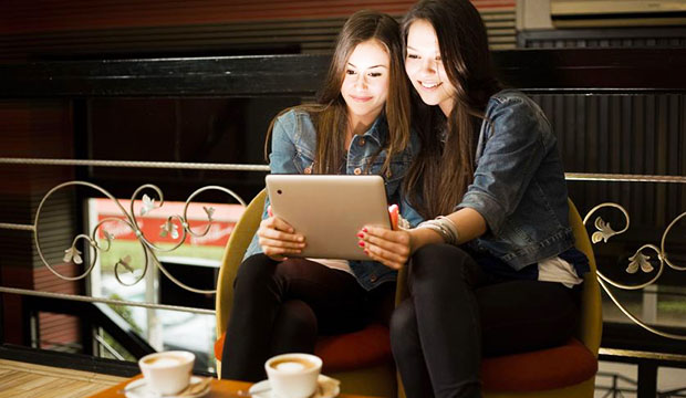 How to Launch Your Fashion Brand Online 1 launch your fashion brand online