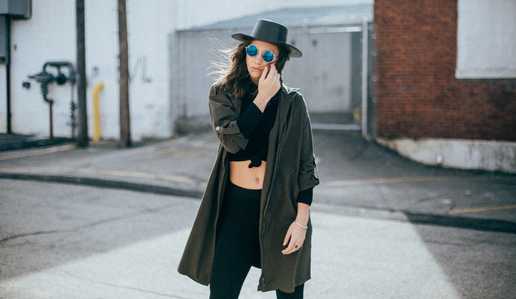 How Fashion Brands Can Identify and Utilize Celebrity Endorsements to Grow 1 celebrity-endorsements-fashion-brands