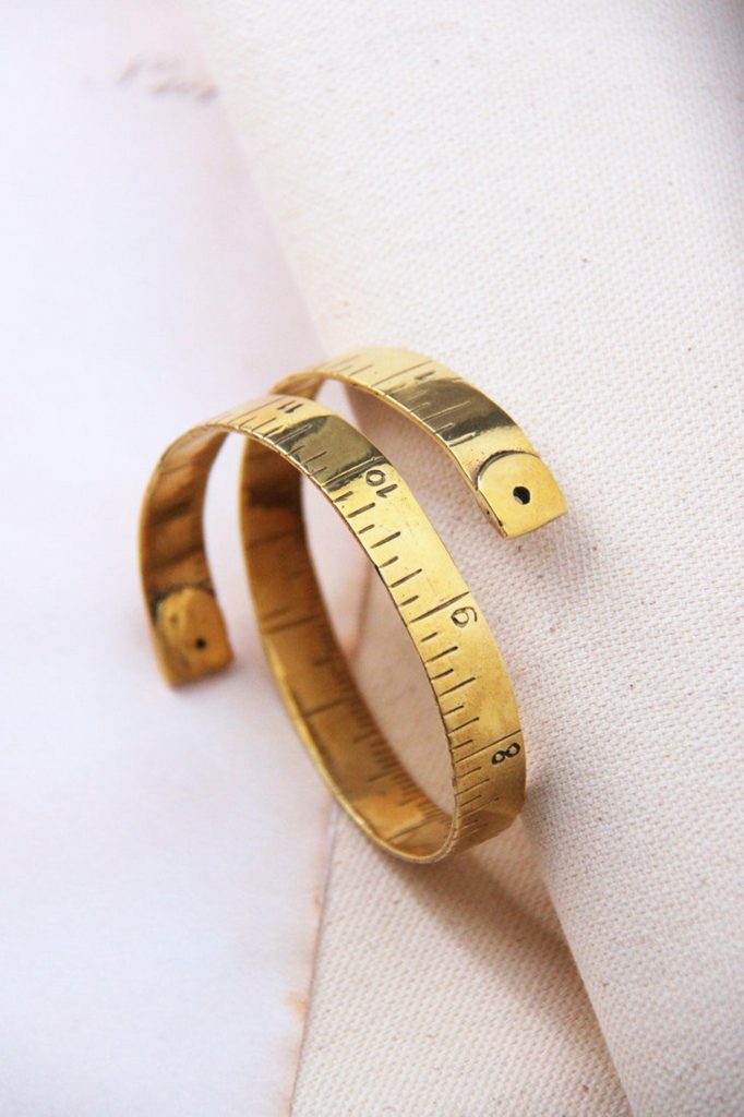 bracelet tape measure